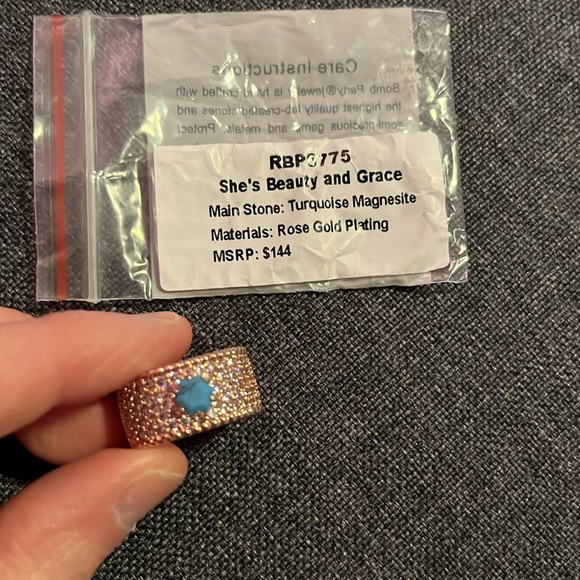 Bomb Party December Ring - Picture 3 of 3